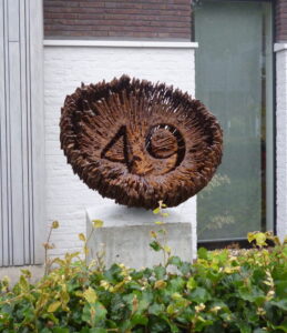 Sculptuur huisnummer